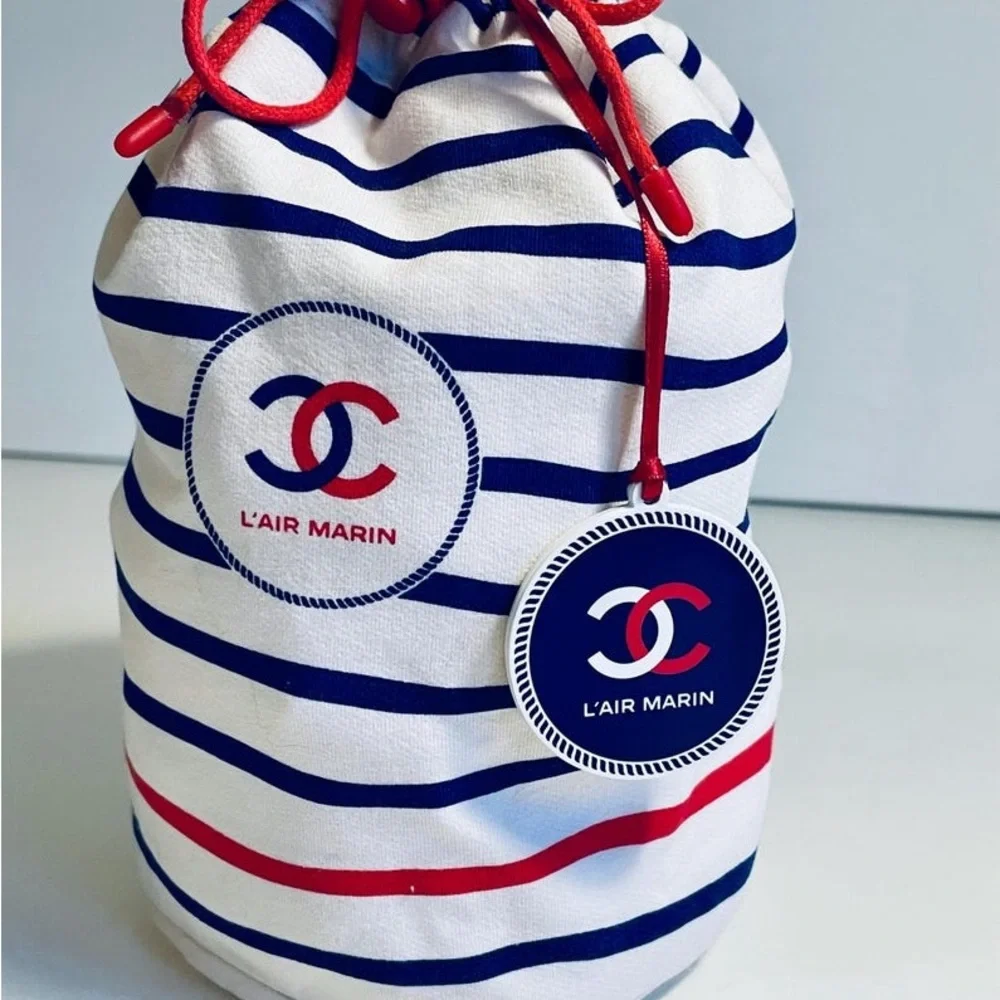 Auth CHANEL L'AIR MARIN DRAWSTRING Pouch bag Novelty - Picture 3 of 11